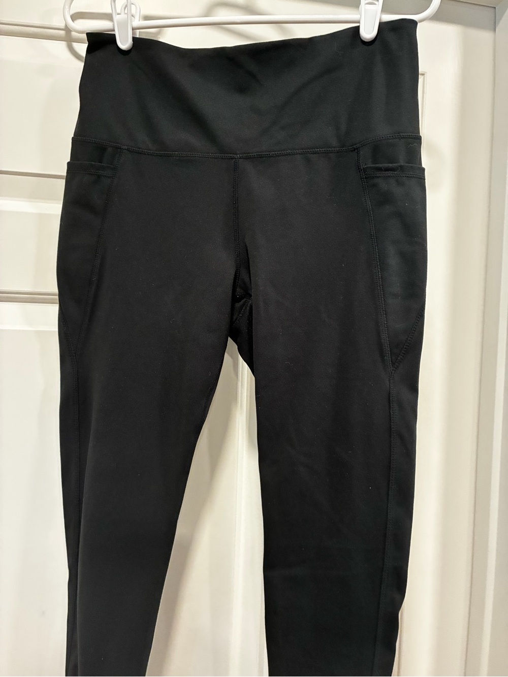 Danskin Black High-Waist Leggings with Side Pockets
